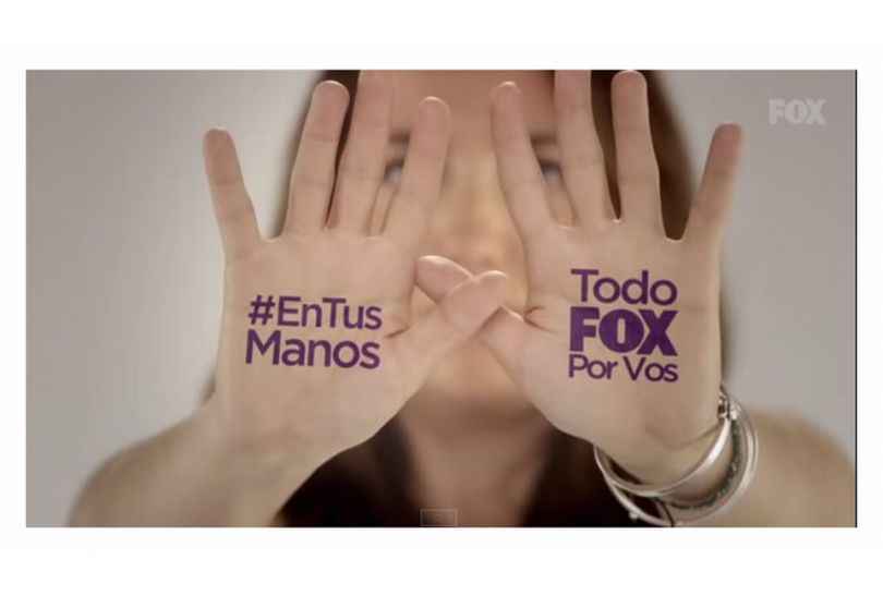 Portada de “En tus manos”, campaña de Fox Latin America contra el cáncer de mama