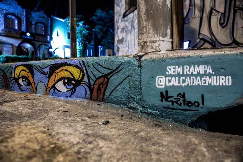 Portada de Z+, de Havas Group, presenta la campaña "Calçada É Muro" para NGO Movimento SuperAção 