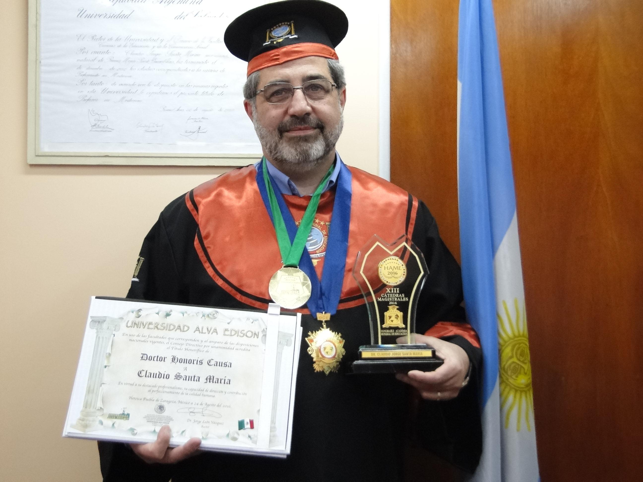 Portada de La Fundación Instituto Superior de Ciencias de la Salud fue premiada en la Cumbre Iberoamericana de Excelencia Educativa