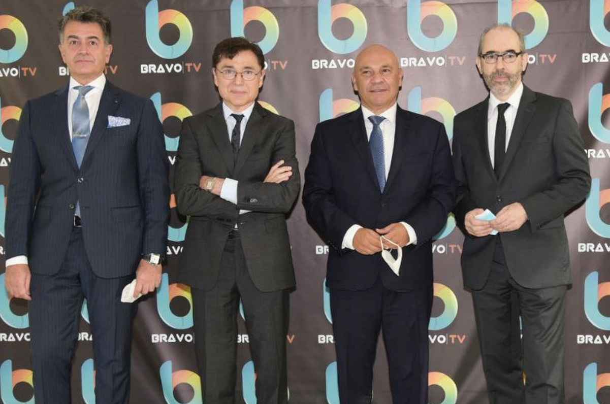 Portada de Grupo Perfil y Grupo Crónica lanzaron Bravo TV